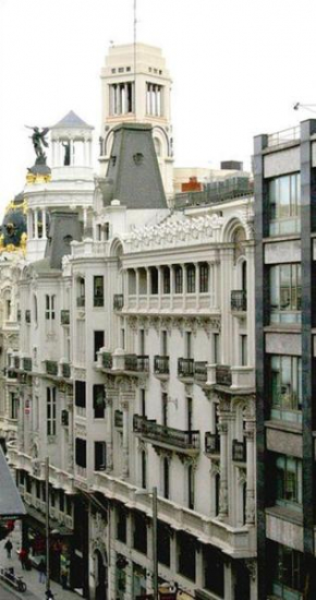 Гостиница Hostal Delfina  Мадрид